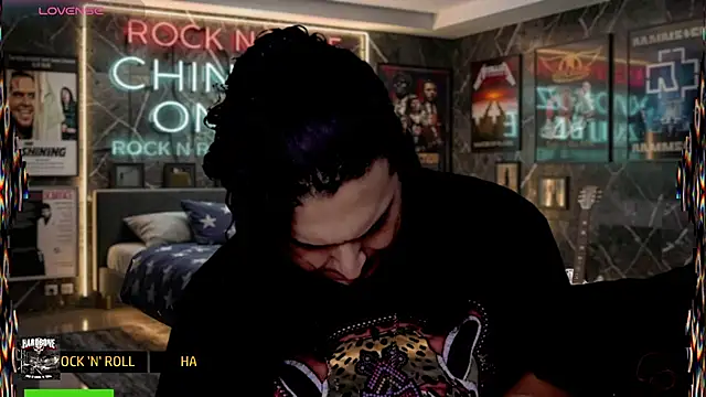 chino_roz Show Webcam