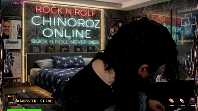chino_roz Show in webcam