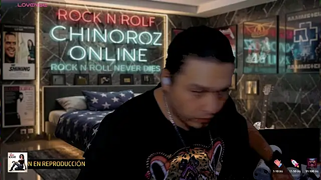 chino_roz's Webcam Show