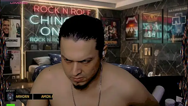 chino_roz Show Webcam