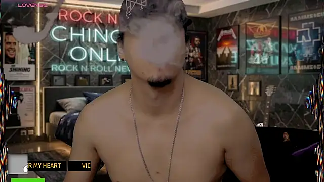 chino_roz's Webcam Show