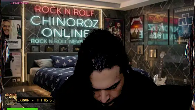 Show modela chino_roz na web-kameri