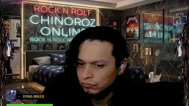 Show modela chino_roz na web-kameri