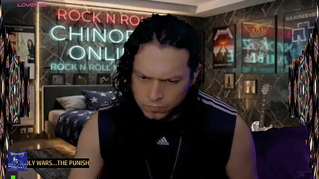 chino_roz: διαδικτυακό σόου στην κάμερα