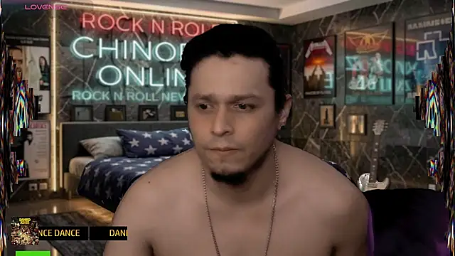 chino_roz webkamerás műsora