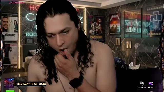 הופעת וובקאם של chino_roz