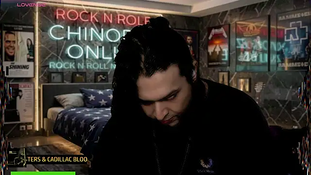 chino_roz Show Webcam