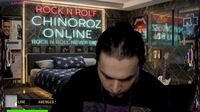 Show modela chino_roz na web-kameri
