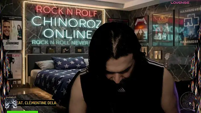 Show modela chino_roz na web-kameri