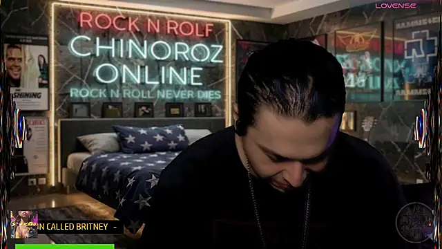 chino_roz Webcam-Show