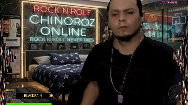 Show modela chino_roz na web-kameri