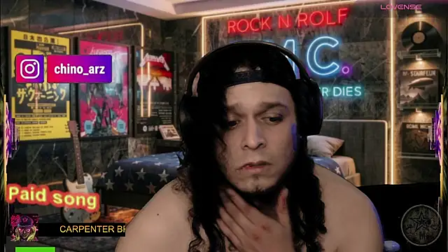הופעת וובקאם של chino_roz