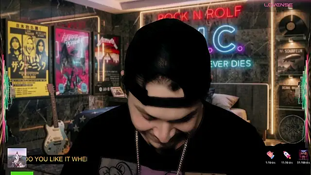 chino_roz – webcam-show