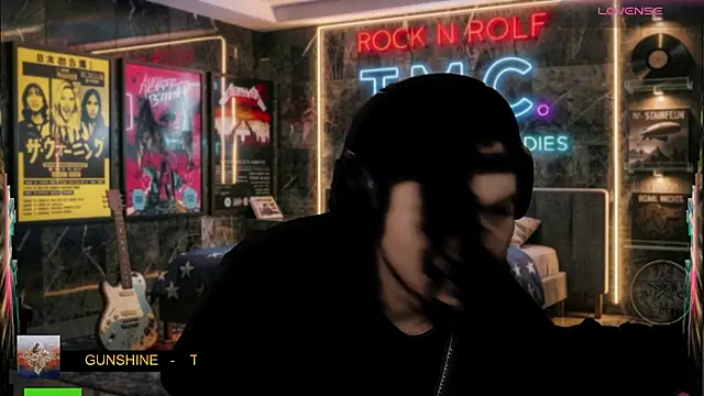 chino_roz Show Webcam