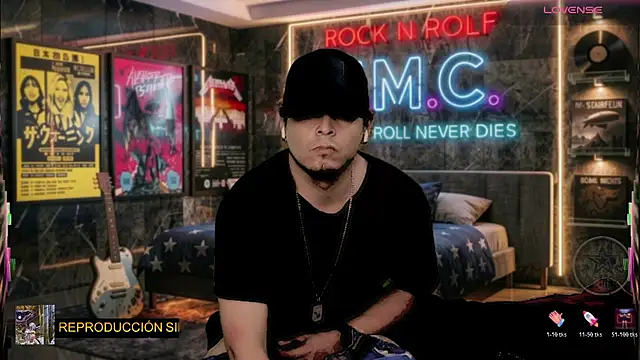 chino_roz's Webcam Show