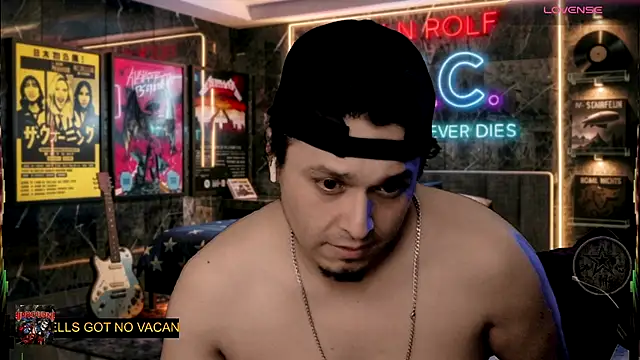 chino_roz Webcam show