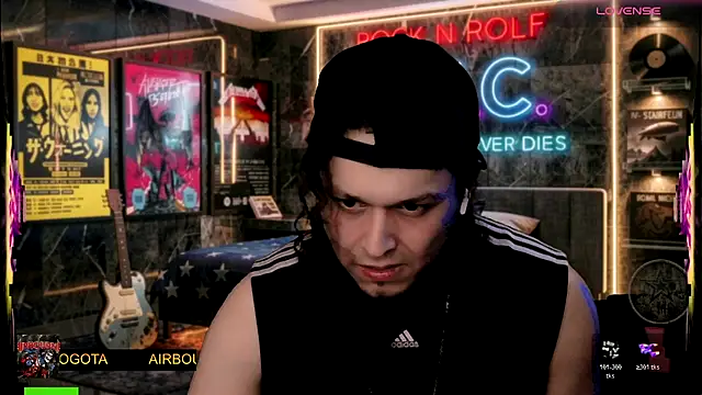 הופעת וובקאם של chino_roz
