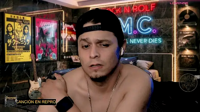عرض كام chino_roz