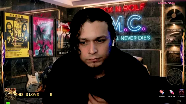 chino_roz Show Webcam