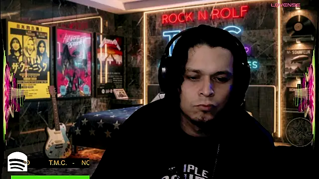 chino_roz Pertunjukan Webcam