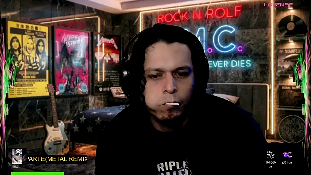 عرض كام chino_roz