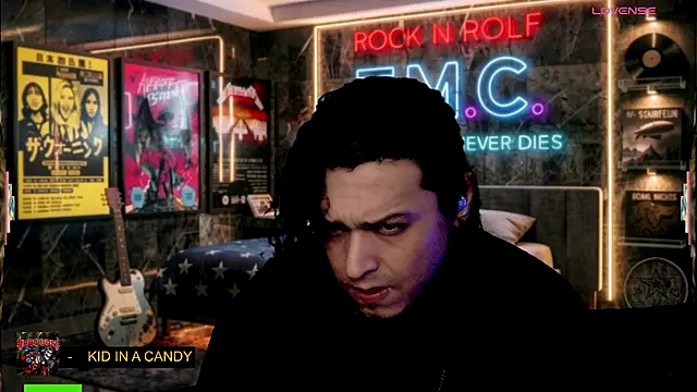 chino_roz Show Webcam