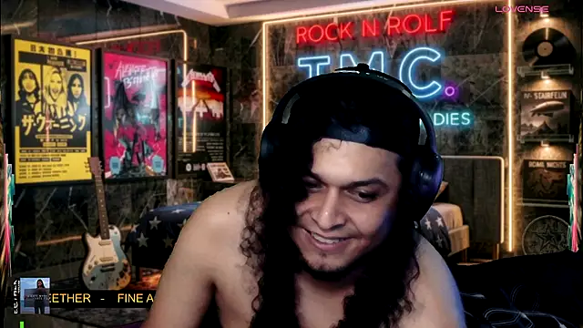 chino_roz's Webcam Show