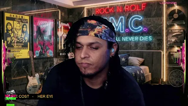 chino_roz's Webcam Show