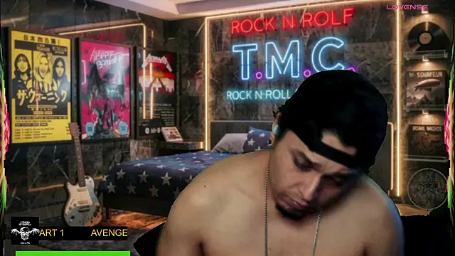 Show modela chino_roz na web-kameri