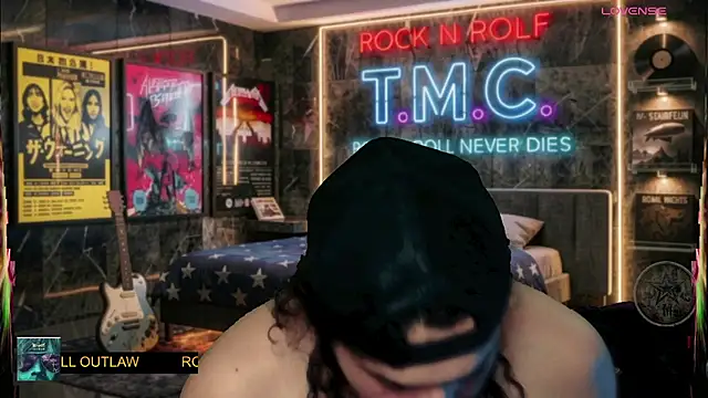 הופעת וובקאם של chino_roz