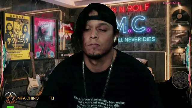 chino_roz Webcam-Show