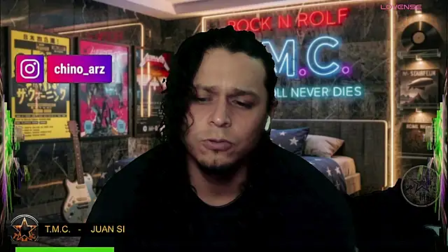 chino_roz Webcam show
