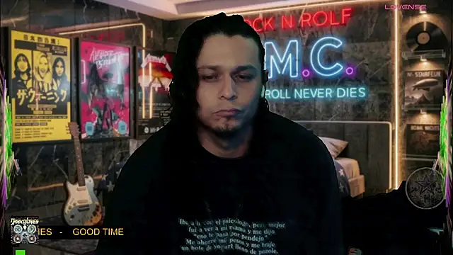 chino_roz – webcam-show