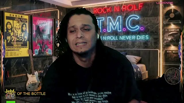 chino_roz Show Webcam