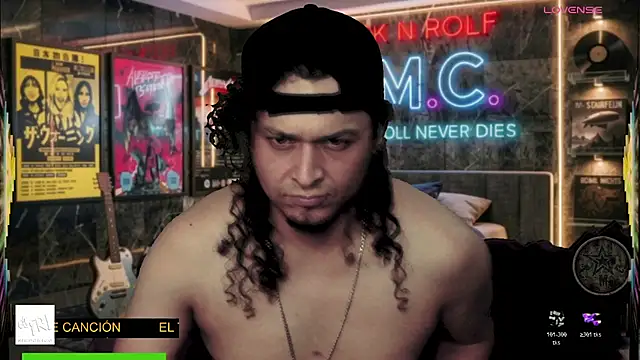 chino_roz Show Webcam