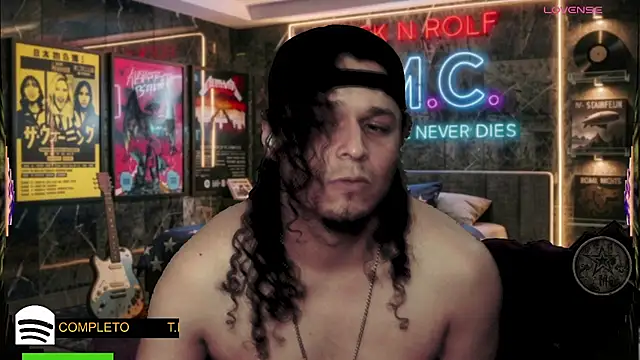 chino_roz Webcam-Show