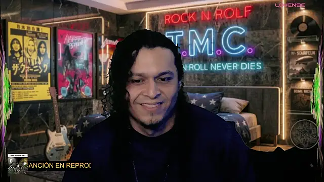 chino_roz Pertunjukan Webcam