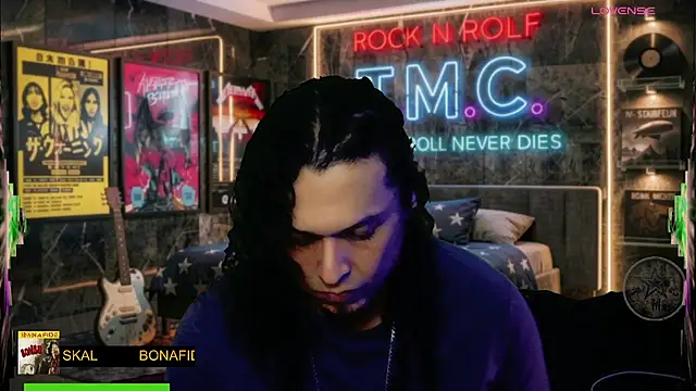 chino_roz webkamerás műsora