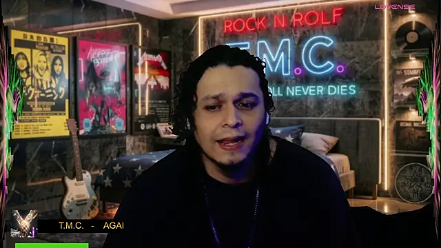 chino_roz Pertunjukan Webcam