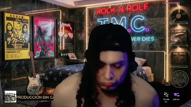 chino_roz Pertunjukan Webcam