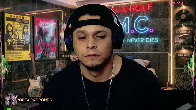 chino_roz Pertunjukan Webcam
