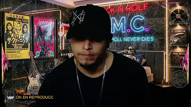 chino_roz – webcam-show