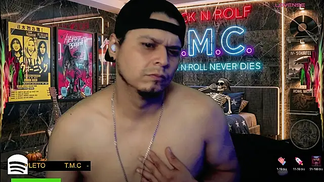 chino_roz webkamerás műsora