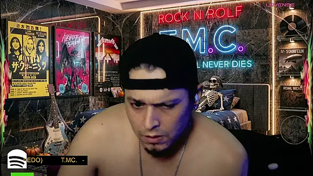 chino_roz's Webcam Show