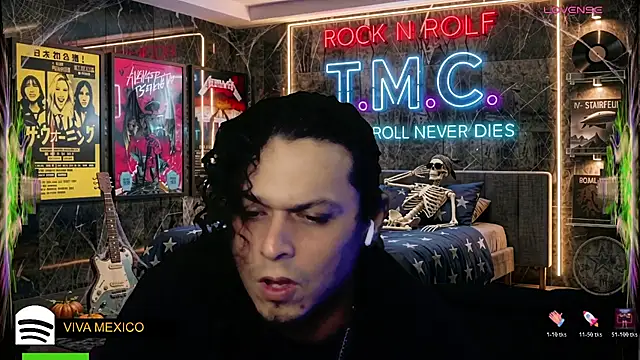 chino_roz's Webcam Show