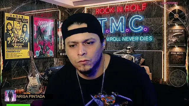 chino_roz Webcam show