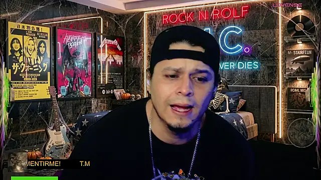 chino_roz Webcam Show