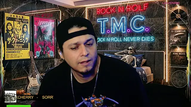chino_roz Show Webcam