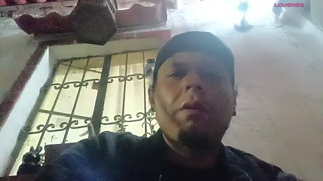 عرض كام chino_roz