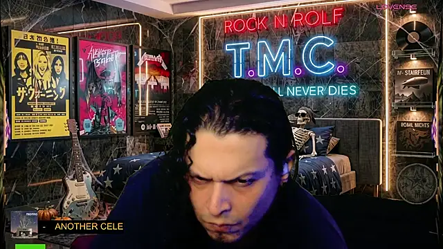 chino_roz's Webcam Show